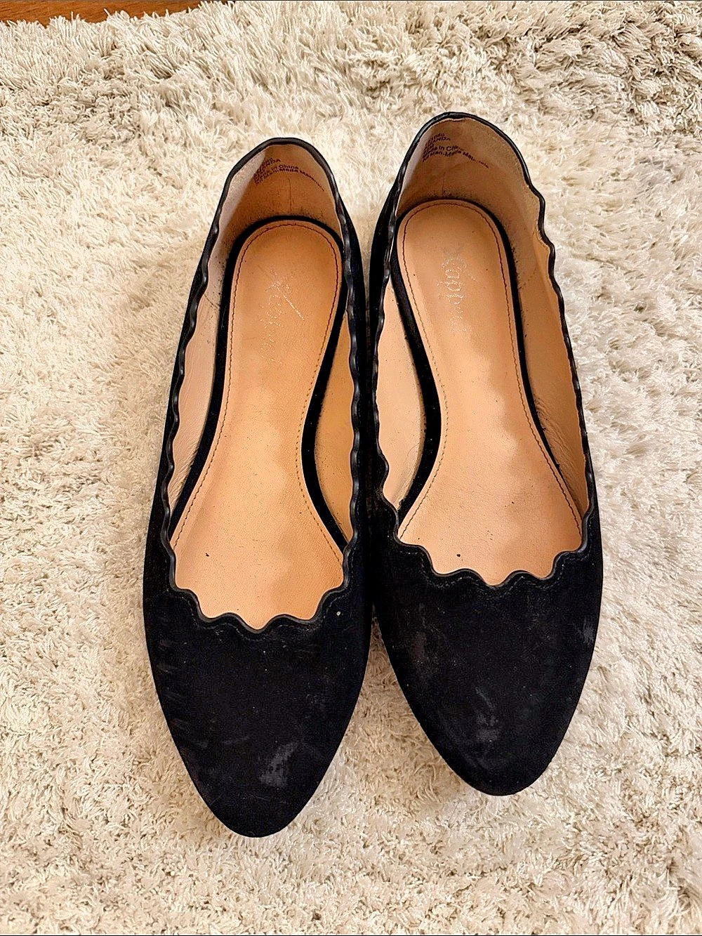 Black Scalloped Flats